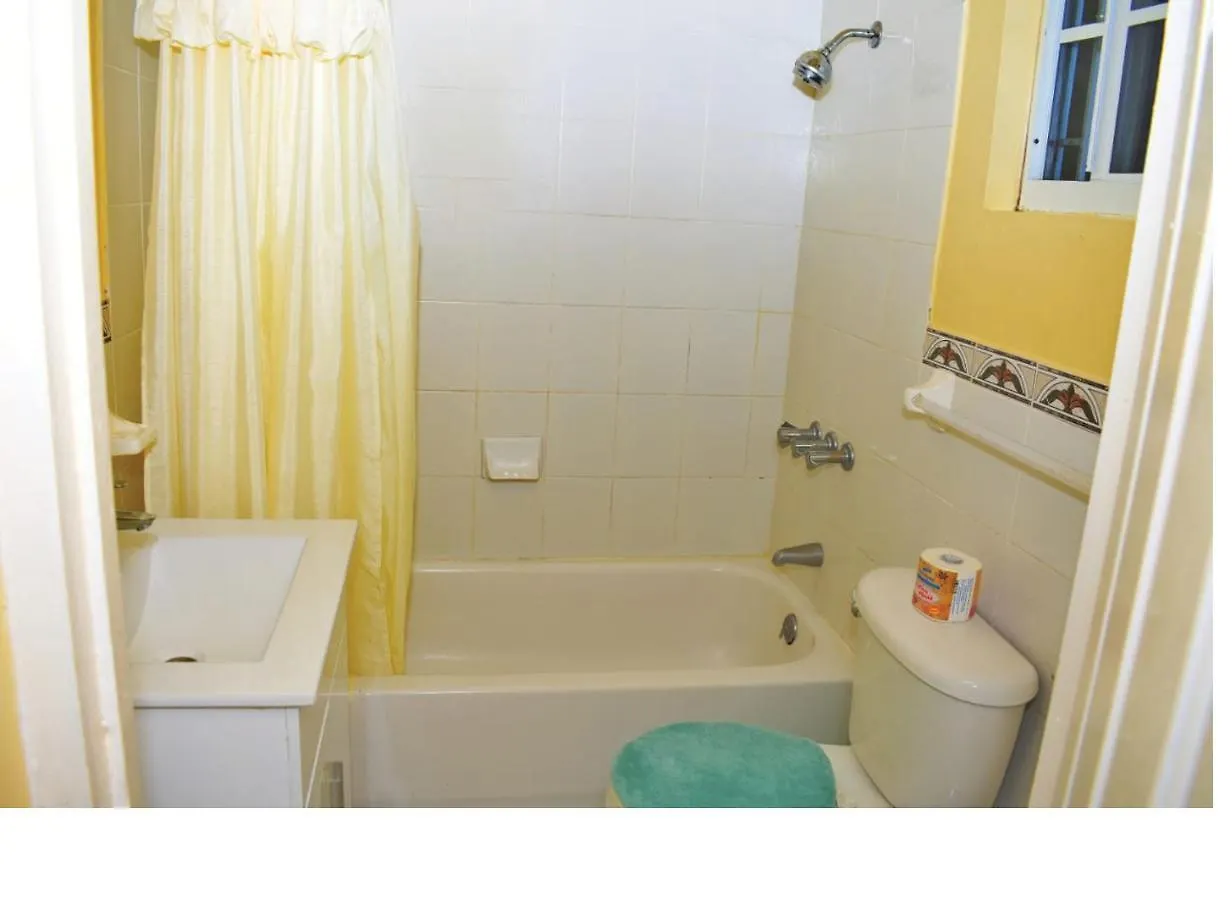 Unity Villa One Bedroom Apartment Close To Montego Bay And Beaches With Wifi Jamaïque